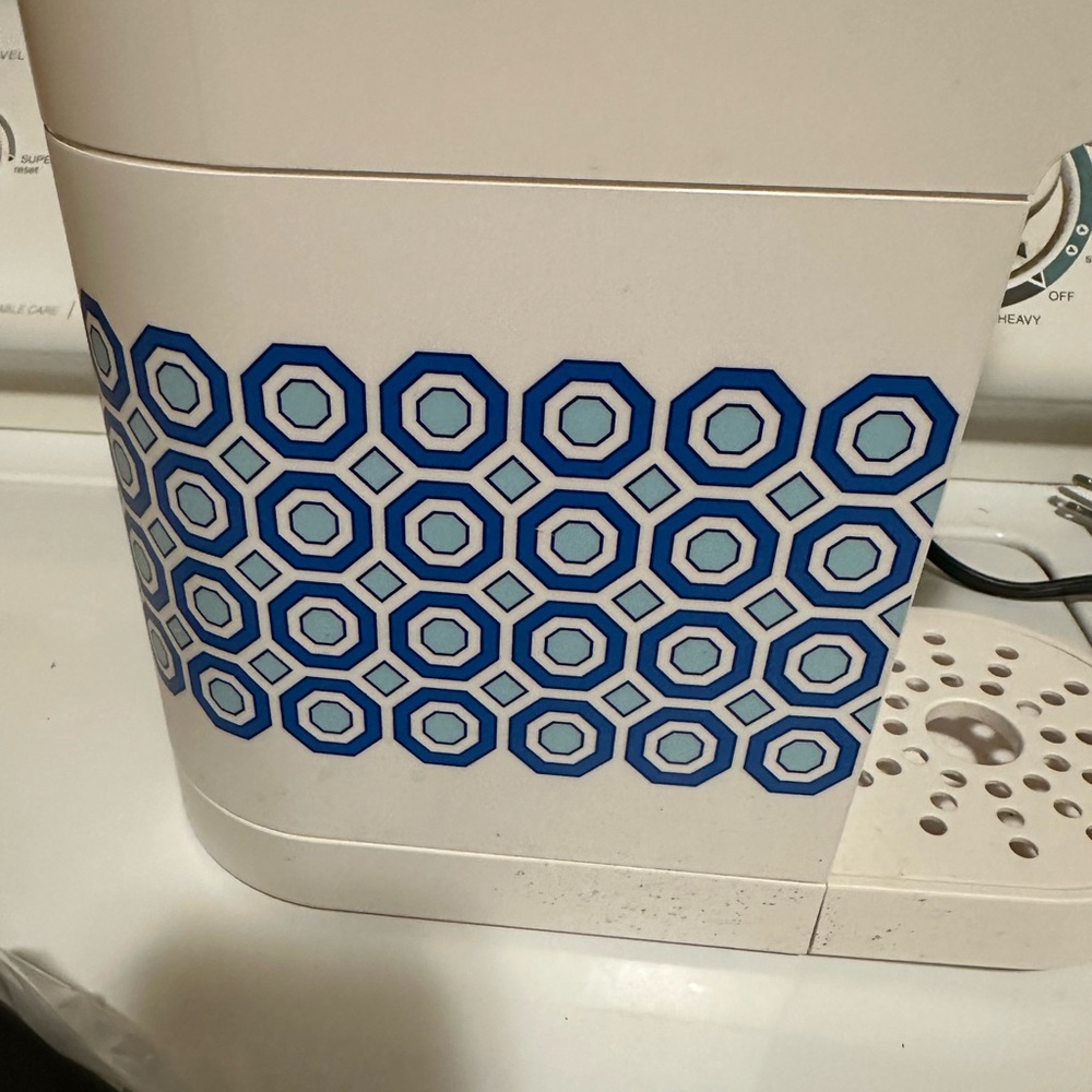 Keurig Blue and White Patterned Coffee Maker